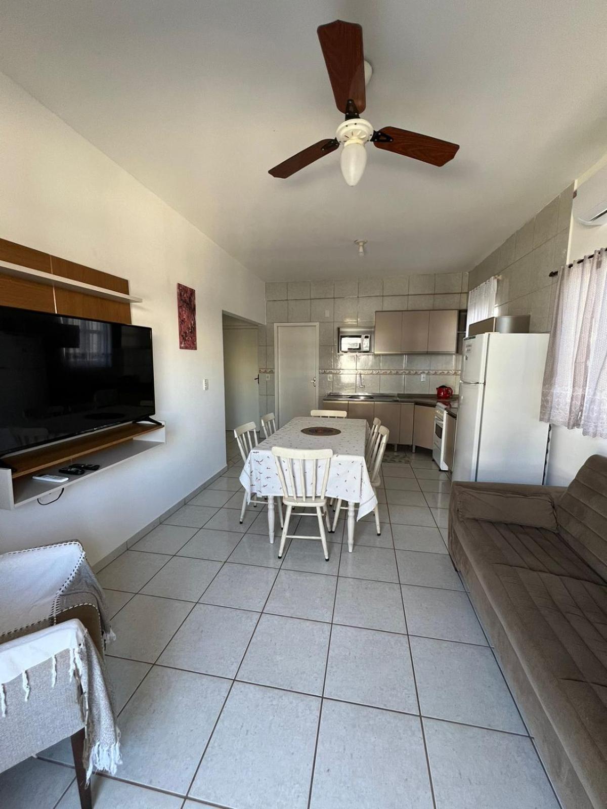 Residencial Nereu Apartment Bombinhas Exterior photo