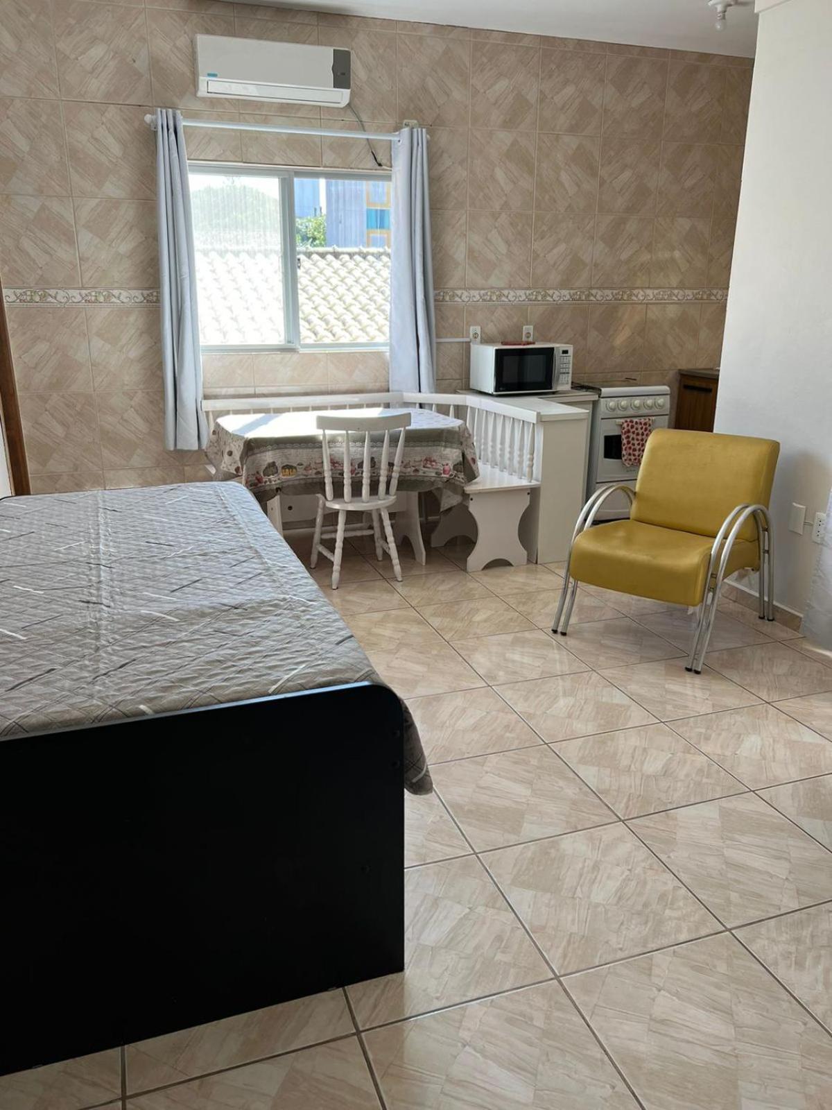 Residencial Nereu Apartment Bombinhas Exterior photo